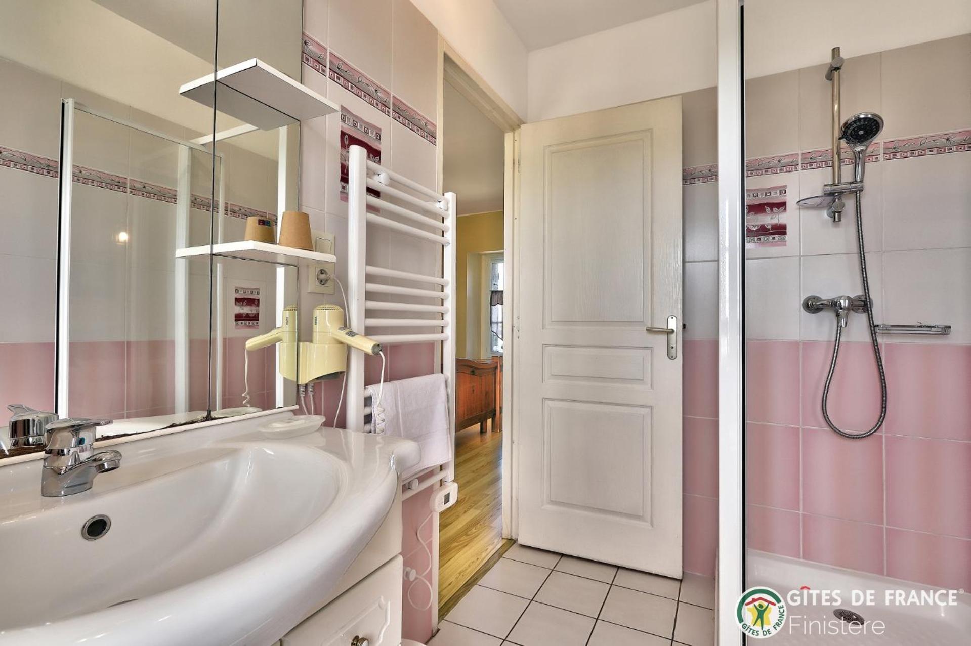 La Cle Des Champs Des Abers Bed & Breakfast Saint-Pabu  Luaran gambar